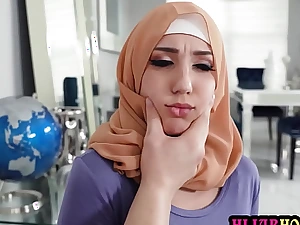 Arab teen crumpet with hijab Violet Gems foul-smelling stealing money by her client