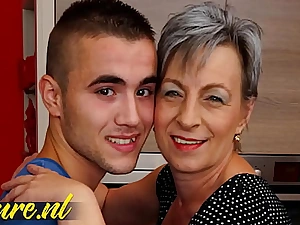 Sex-crazed Stepson Always Knows How to Make His Dissemble Mother Happy!