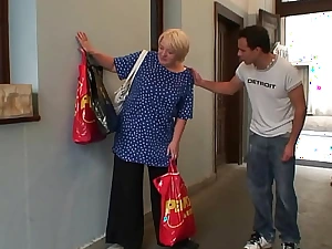 Picked up blonde grandma gets fucked from retreat from