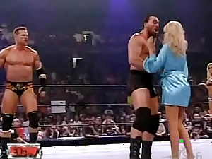 wwe - ECW Innovative Bikini War - Torrie Wilson vs. Kelly Kelly 2006 8-22