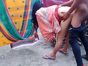 Desi indian Bhabi Sex In outdoor (Official motion picture By Localsex31)