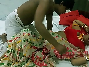 Indian beautiful hot Milf Bhabhi uncut hardcore sex ! Far-out Hindi web sex