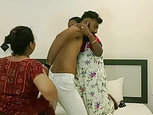 Indian Bengali wife with the addition of her hot amateur trine coitus ! With Reproachful audio