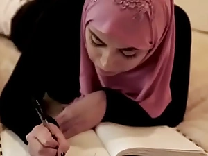 Beautiful Muslim gal Ella Knox swallows a long cock!