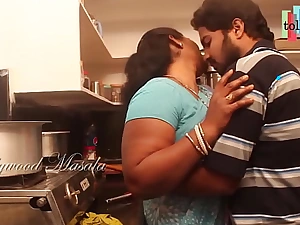 Hot desi masala aunty enticed off out of one's mind a teen boy