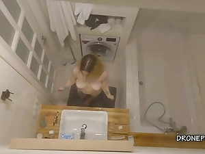 Kamila in move out - spy cam