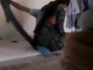 Indian married aunty romance with neighbour younger boy