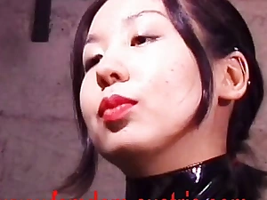 Chinese Mistresses  torments slave friends in dungeon in same era