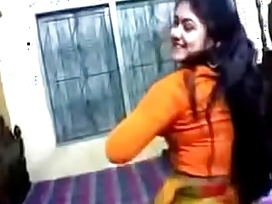 Bangali Muslim Girl showing Nude.......